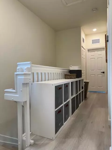 Entry Way - 9207 W 33rd Ln, Hialeah, FL 33018 photo 4 of 4