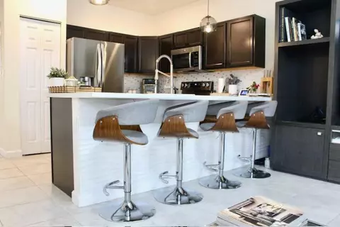 Kitchen - 9207 W 33rd Ln, Hialeah, FL 33018 photo 2 of 4