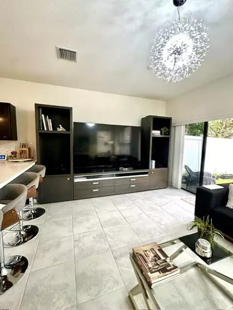 Living - 9207 W 33rd Ln, Hialeah, FL 33018 photo 2 of 3