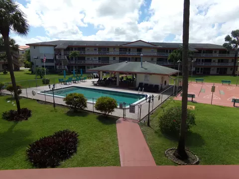 5300 Washington St #P234, Hollywood, FL 33021