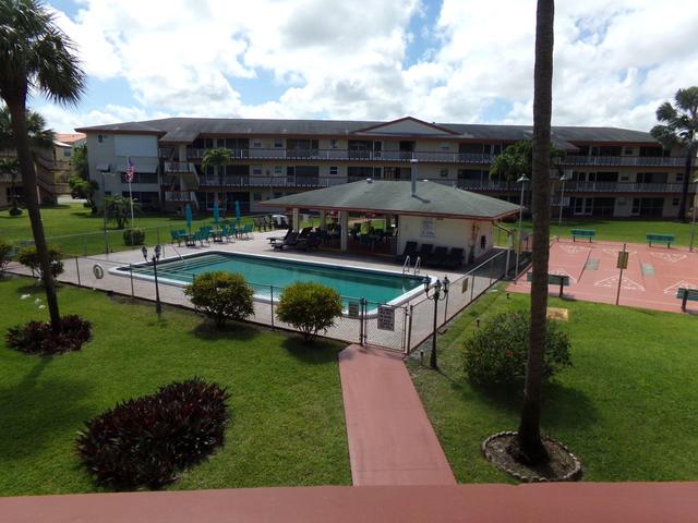 5300 Washington St #P234, Hollywood, FL 33021