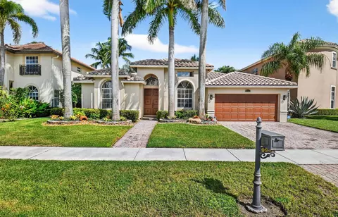 9946 Coronado Lake Dr, Boynton Beach, FL 33437