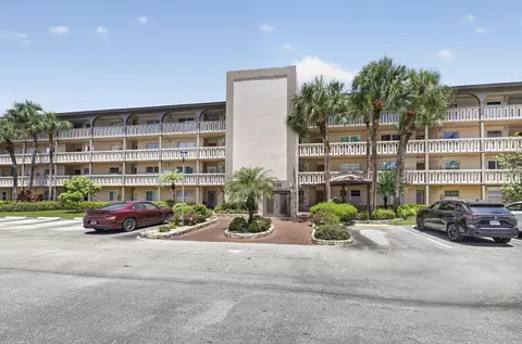 1703 Andros Isle #M3, Coconut Creek, FL 33066