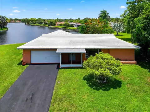 9401 NW 70 Pl, Tamarac, FL 33321