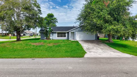 4690 SW Quezon St, Port Saint Lucie, FL 34953