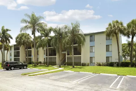1112 Green Pine Blvd #G1, West Palm Beach, FL 33409