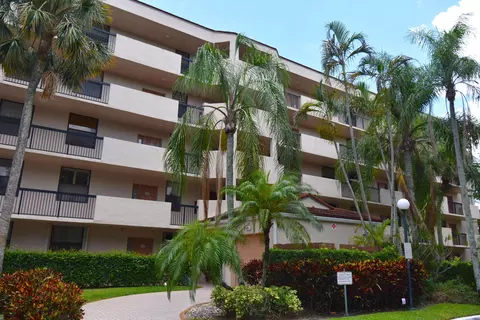 2768 S Carambola Cir S #302, Coconut Creek, FL 33066