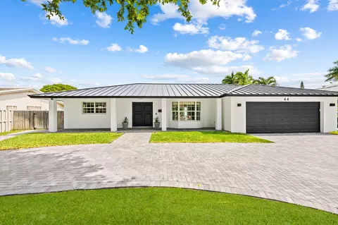 44 Fort Royal Isle, Fort Lauderdale, FL 33308