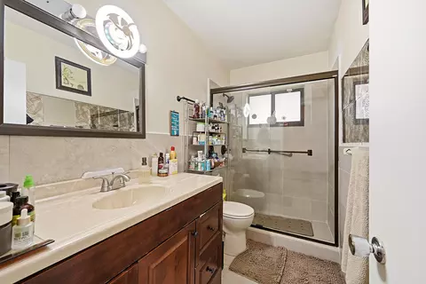 Bath - 1310 SW 7th Ave, Deerfield Beach, FL 33441 photo 1 of 2