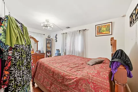 Bedroom - 1310 SW 7th Ave, Deerfield Beach, FL 33441 photo 3 of 3