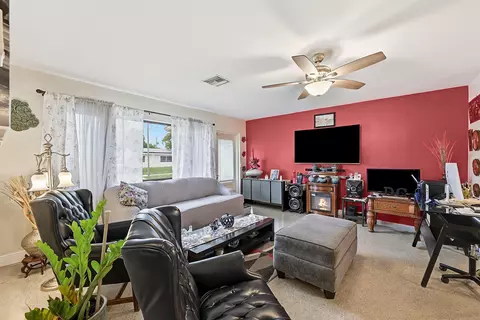 Living - 1310 SW 7th Ave, Deerfield Beach, FL 33441 photo 3 of 3
