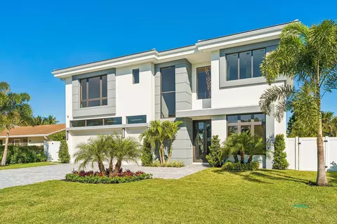 261 NW 8th St, Boca Raton, FL 33432