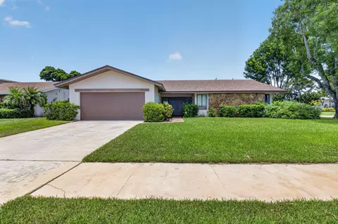 17667 Pine Needle Ter, Boca Raton, FL 33487