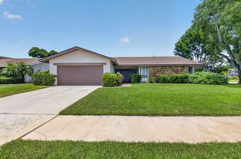 17667 Pine Needle Ter, Boca Raton, FL 33487