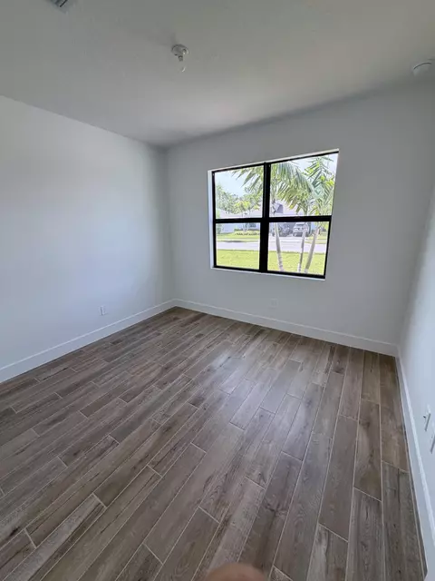 6660 SE Park Trace Dr, Stuart, FL 34997 photo 5