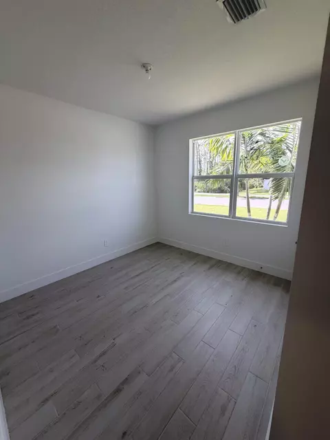 Bedroom - 6650 SE Park Trace Dr, Stuart, FL 34997 photo 1 of 3