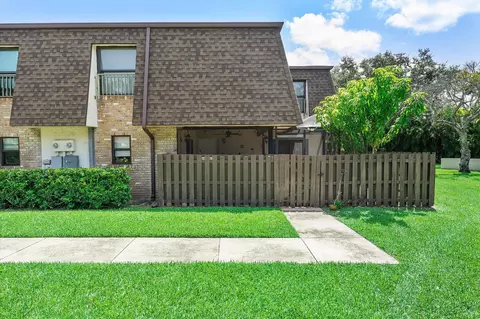 2562 NW 99th Ave, Coral Springs, FL 33065