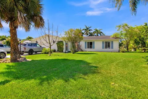 3079 Indian Trl, Lake Worth, FL 33462