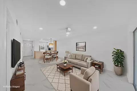 9880 Marina Blvd #1536, Boca Raton, FL 33428