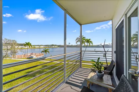 2223 Park Ln #210, Hollywood, FL 33021