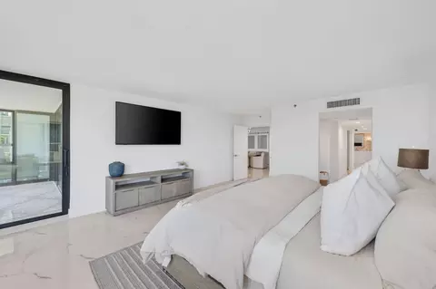 Bedroom - 19670 S Beach Rd #D314, Jupiter, FL 33469 photo 3 of 5