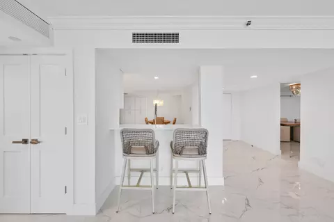 Dining - 19670 S Beach Rd #D314, Jupiter, FL 33469 photo 3 of 6