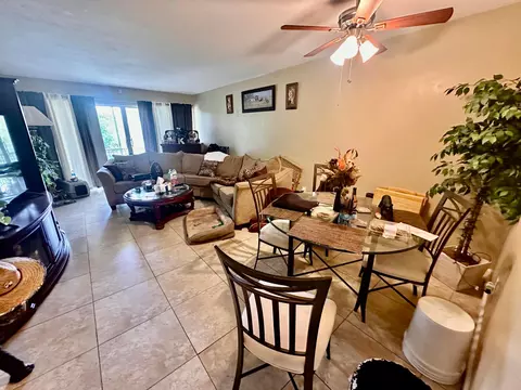 1505 Crescent Cir #A12, Lake Park, FL 33403