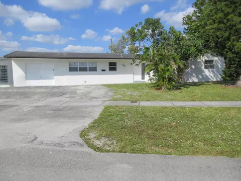 3801 NW 6th St, Lauderhill, FL 33311