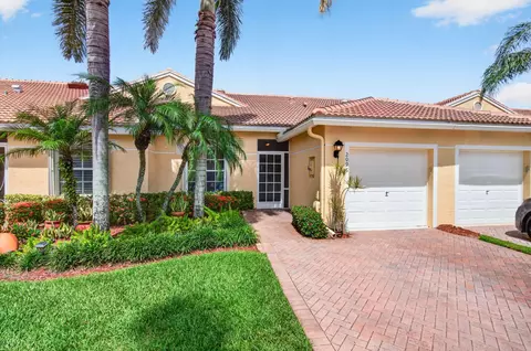 2096 Stonington Ter, West Palm Beach, FL 33411