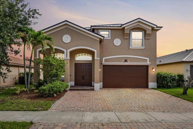 2166 SW Newport Isles Blvd, Port Saint Lucie, FL 34953