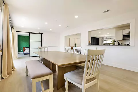 Dining - 1851 SE Jackson St, Stuart, FL 34997 photo 2 of 3