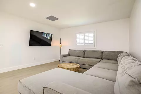 Living - 1851 SE Jackson St, Stuart, FL 34997 photo 8 of 8