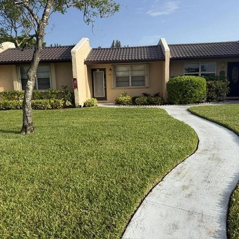 166 Lake Meryl Dr, West Palm Beach, FL 33411