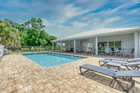 Exterior - 773 SE 25th Dr, Okeechobee, FL 34974 photo 8 of 9
