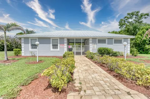 Exterior - 773 SE 25th Dr, Okeechobee, FL 34974 photo 7 of 9