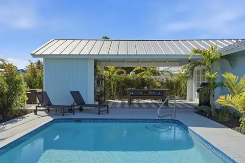 Exterior - 5216 SE Orange St, Stuart, FL 34997 photo 6 of 11
