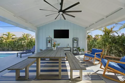 Exterior - 5216 SE Orange St, Stuart, FL 34997 photo 5 of 11