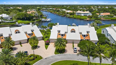 View/Area - 301 Captains Way, Jupiter, FL 33477 photo 4 of 9