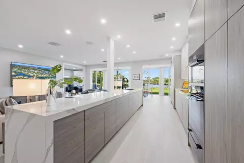 Kitchen - 301 Captains Way, Jupiter, FL 33477 photo 2 of 3