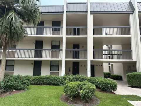 8409 Forest Hills Dr #205, Coral Springs, FL 33065