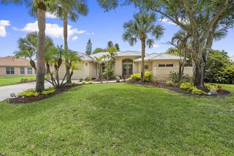 4139 SW Oakhaven Ln, Palm City, FL 34990