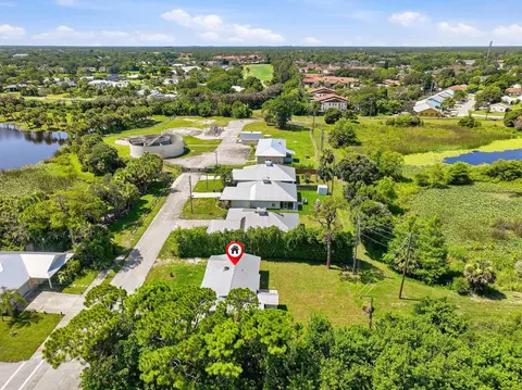 View/Area - 5926 SE Inez Ave, Stuart, FL 34997 photo 9 of 12
