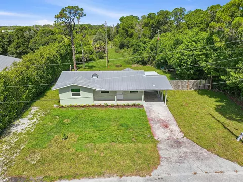 View/Area - 5926 SE Inez Ave, Stuart, FL 34997 photo 1 of 12