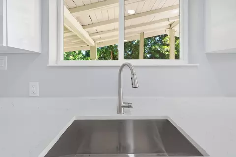Kitchen - 5926 SE Inez Ave, Stuart, FL 34997 photo 3 of 3