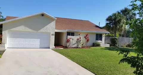 4517 Palm Ridge Blvd, Delray Beach, FL 33445