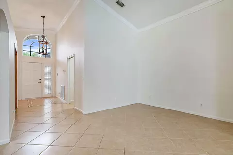 Living - 992 SE Westminster Pl, Stuart, FL 34997 photo 1 of 10