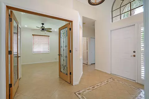 Entry Way - 992 SE Westminster Pl, Stuart, FL 34997 photo 3 of 3