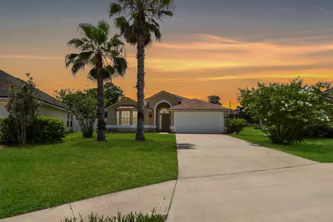 Exterior - 948 Oak Arbor Cir, Saint Augustine, FL 32084 photo 2 of 8