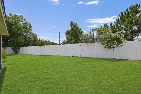 Exterior - 948 Oak Arbor Cir, Saint Augustine, FL 32084 photo 6 of 8