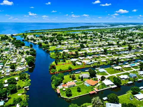 View/Area - 2717 SE 32nd St, Okeechobee, FL 34974 photo 7 of 24
